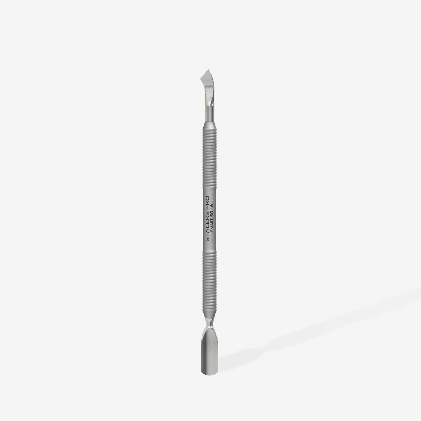 Scapola per manicure (pusher arrotondato + lama piegata) SMART 50 TYPE 6